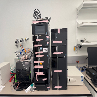 Shimadzu HPLC System image 0